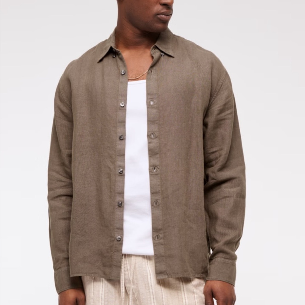 Men's Brown Button-Up Shirt